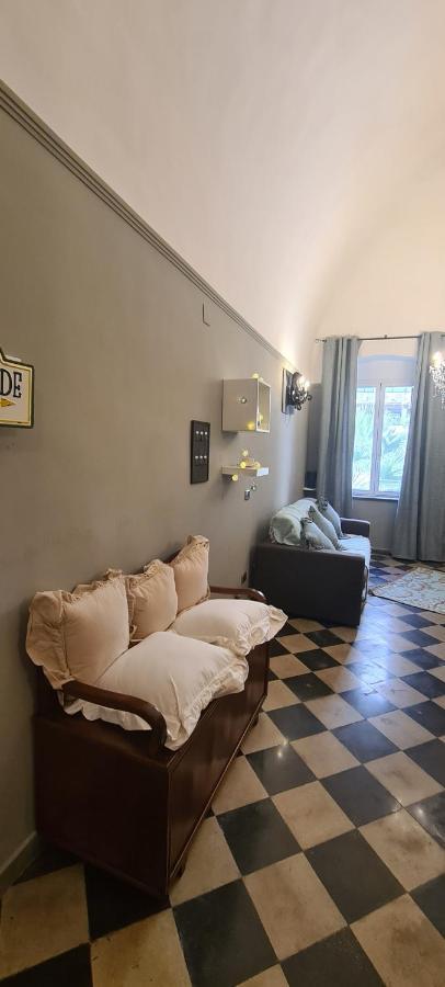 Appartamento Di Paola Via Napoli